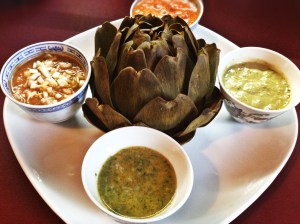 Oh, wie yummi! Artischocke mit 4 Dips