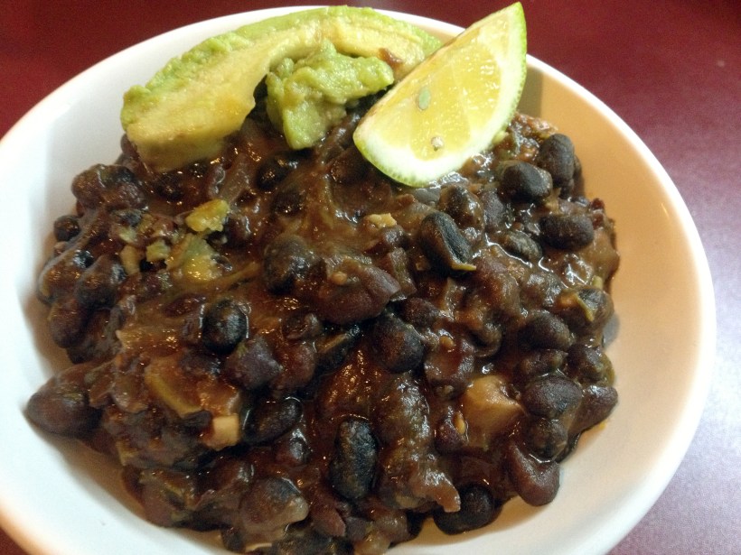 Oh, wie yummi: Schwarze Bohnen mit Limette und Koriander